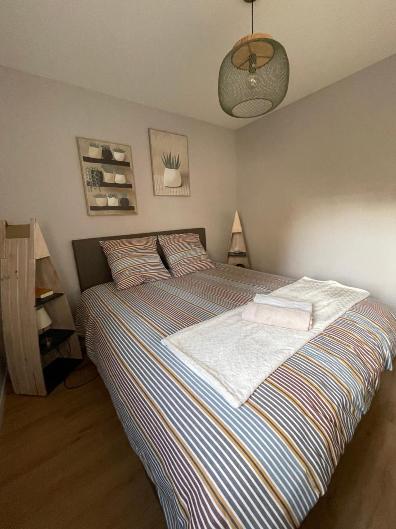 Appart Spacieux 6 Pers Proche Centre Ville Et Gare Laval - Parking Prive Securise Laval (Mayenne) Exterior foto